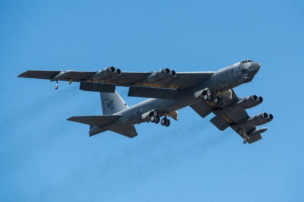 B-52能飞100年吗？美国有了新的升级方案，减少燃料消耗和维护要求