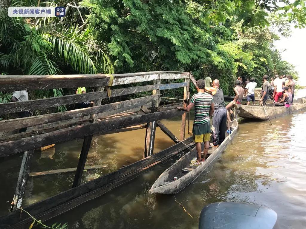 水网密集的地区 遇到水上事故该如何自救？