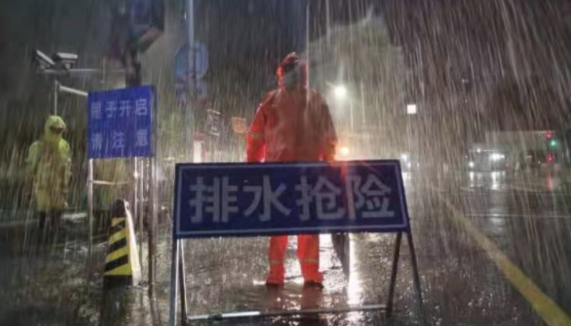 天气闷热，降雨连绵，暖湿气候北移到华北了吗？