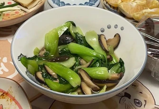 谁能告诉我，我盘子里的炒油菜和油菜花是什么关系？