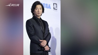 c-木村拓哉逛街偶遇梁朝伟 两人帅气合影