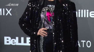c-戚薇这身也太个性了吧！“时髦精”美出新高度