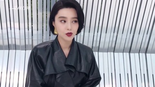 c-网曝范冰冰与妈妈拜访恒大文化 戴大墨镜纤瘦靓丽吸睛