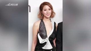 c-刘嘉玲关之琳同场比美 张艺兴受邀弹唱表演