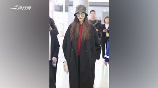 唐嫣穿大衣小腹微凸孕味十足 网友：是不是有宝宝了？