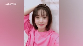赵丽颖圣诞节谈拍摄知否心得晒自拍笑容灿烂