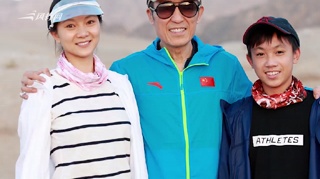 张艺谋妻子为女儿庆生 母女二人同框幸福温馨